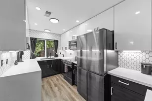 2206 W Settler's Way, The Woodlands, TX 77380 - Photo 6