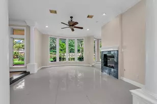 15511 Oaklawn Park Dr, Houston, TX 77069 - Photo 14