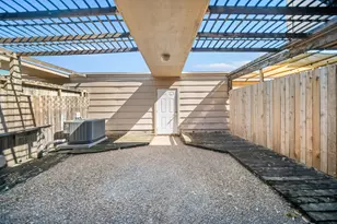 5814 Langfield Rd, Houston, TX 77092 - Photo 26