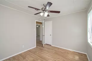 2802 Windsor Ln, Pasadena, TX 77506 - Photo 10