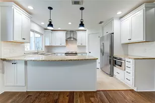 11922 River Meadow Ln, Meadows Place, TX 77477 - Photo 6