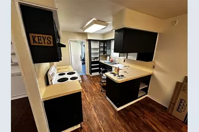 205 Honeysuckle Drive, Baytown, TX 77520 - Photo 24