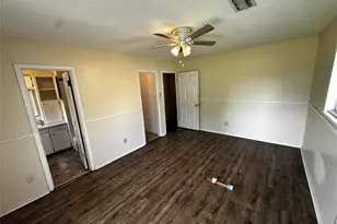 205 Honeysuckle Dr, Baytown, TX 77520 - Photo 32