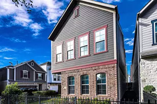 12562 Holly Blue Ln, Houston, TX 77077 - Photo 4