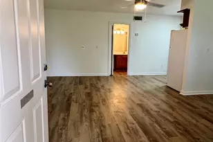 1311 Antoine Dr, Houston, TX 77055 - Photo 4