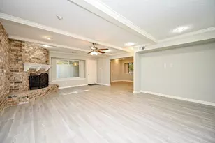 602 Mobile Ct, Conroe, TX 77302 - Photo 6