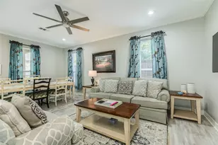 2205 30th St, Galveston, TX 77550 - Photo 10