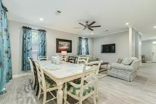 2205 30th St, Galveston, TX 77550 - Photo 6