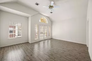 1909 Branard St, Houston, TX 77098 - Photo 24