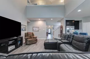 6614 Hunters Way Ln, Baytown, TX 77521 - Photo 10