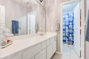 6614 Hunters Way Ln, Baytown, TX 77521 - Photo 32