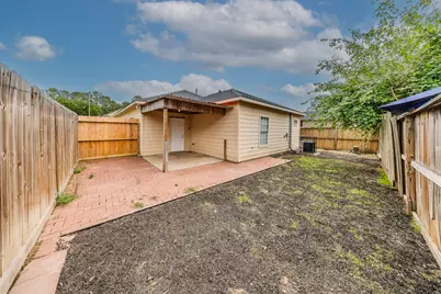 10607 Logger Pine Trail, Houston, TX 77088 - Photo 20