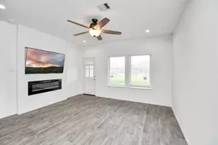 5443 Pinetree Cres Ln, Spring, TX 77373 - Photo 16