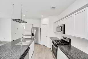 5443 Pinetree Cres Ln, Spring, TX 77373 - Photo 12