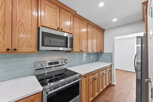 11550 Chimney Rock Rd, Houston, TX 77035 - Photo 8