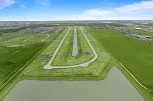 12218 Old Fashion Cir, Mont Belvieu, TX 77535 - Photo 6