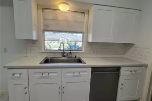 5103 Creekbend Dr, Houston, TX 77035 - Photo 2
