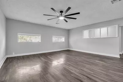 12331 Flushing Meadows Drive, Houston, TX 77089 - Photo 10