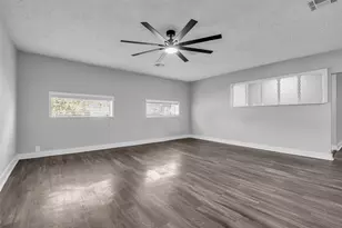 12331 Flushing Meadows Dr, Houston, TX 77089 - Photo 10