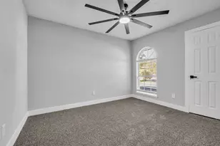 12331 Flushing Meadows Dr, Houston, TX 77089 - Photo 20
