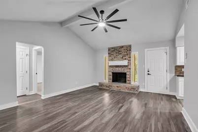 12331 Flushing Meadows Drive, Houston, TX 77089 - Photo 6