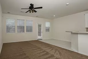 102 Blue Creek, The Woodlands, TX 77382 - Photo 4