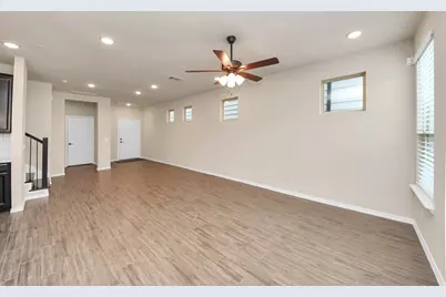 10325 Harmon Smith Drive, Houston, TX 77025 - Photo 10