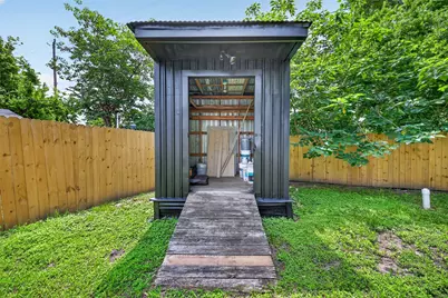 2504 Windsor Lane, Pasadena, TX 77506 - Photo 6