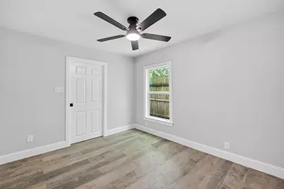 2504 Windsor Lane, Pasadena, TX 77506 - Photo 14