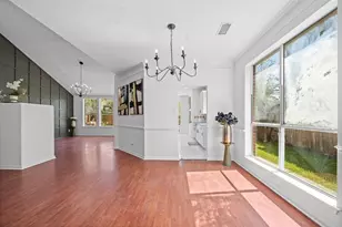 13623 Country Green Ct, Houston, TX 77059 - Photo 8