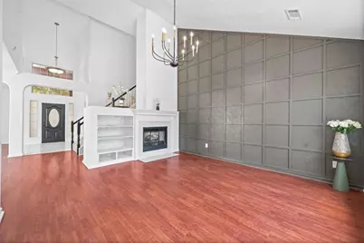 13623 Country Green Court, Houston, TX 77059 - Photo 12