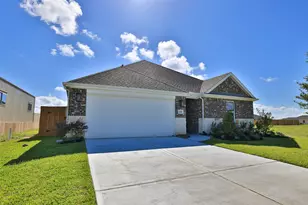 440 Fields Forest Ln, Dayton, TX 77535 - Photo 2