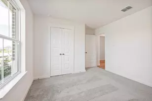 440 Fields Forest Ln, Dayton, TX 77535 - Photo 8