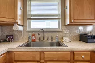 4010 Panola Dr, Galveston, TX 77554 - Photo 22