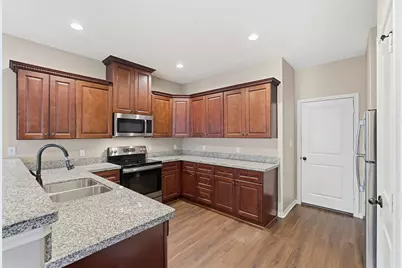 112 Artesian Way, Roman Forest, TX 77357 - Photo 6