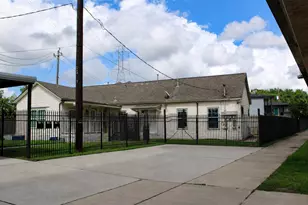 6712 Fulton St, Houston, TX 77022 - Photo 1