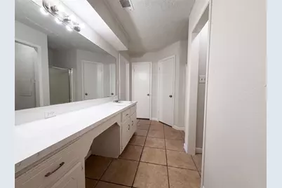 8 Sunnybrook Street, Angleton, TX 77515 - Photo 14
