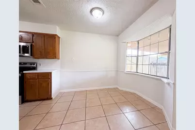 8 Sunnybrook Street, Angleton, TX 77515 - Photo 6