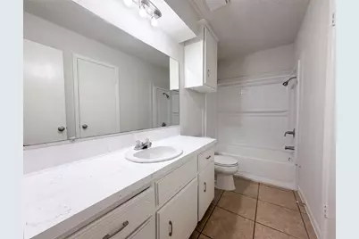 8 Sunnybrook Street, Angleton, TX 77515 - Photo 12