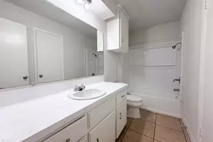 8 Sunnybrook St, Angleton, TX 77515 - Photo 12