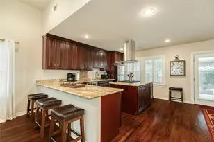 4824 Crockett Blvd, Galveston, TX 77551 - Photo 6