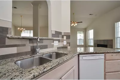 14027 Wheatbridge Drive, Houston, TX 77041 - Photo 18