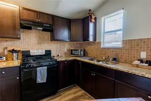2010 Caplin St, Houston, TX 77026 - Photo 20