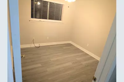 11818 Sawmill Stream Circle, Houston, TX 77067 - Photo 10