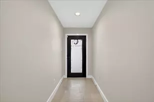 4608 Nett St, Houston, TX 77007 - Photo 10