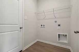 332 Kingston Wy, Waller, TX 77484 - Photo 6