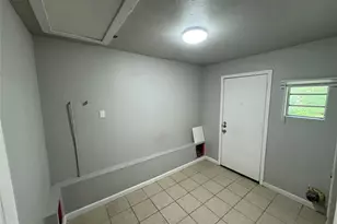 509 Stimpson St, Baytown, TX 77520 - Photo 16