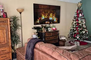 2102 Pearland Ave, Pearland, TX 77581 - Photo 2