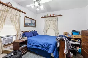 605 3rd St, Orange, TX 77630 - Photo 36