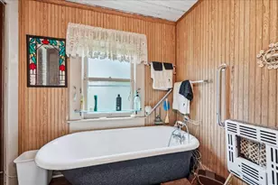 605 3rd St, Orange, TX 77630 - Photo 22